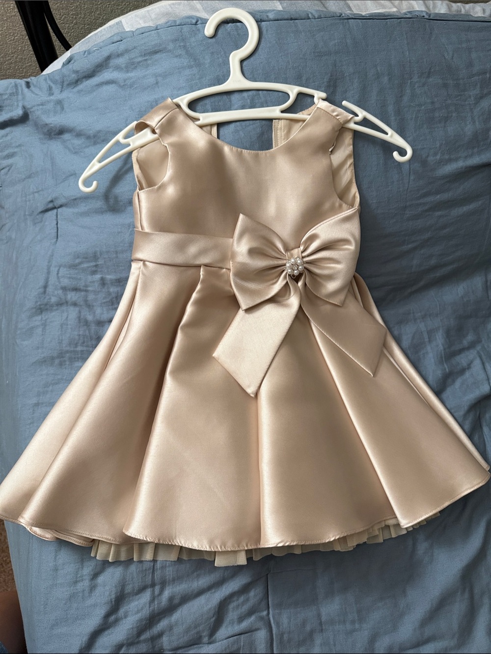 Girls Satin Bow Party Dress in Light Champagne